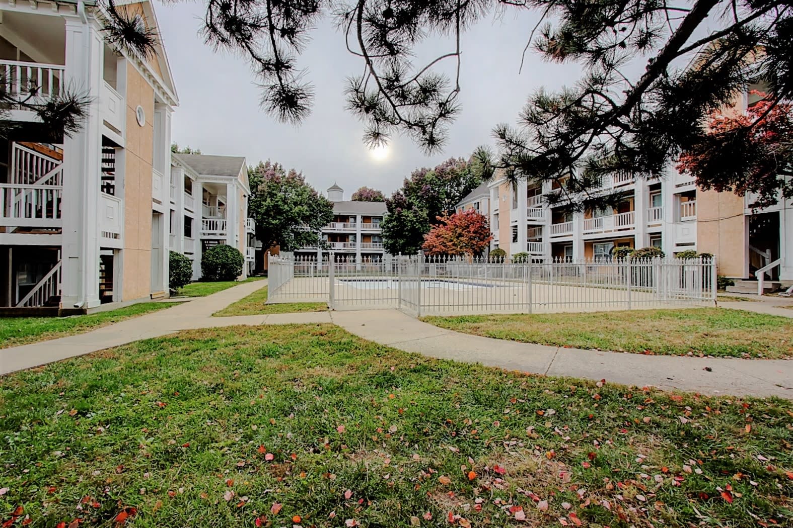 Jefferson Place East – photo 1 of 15