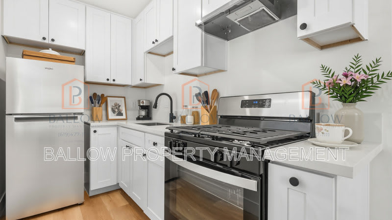 729 East 7th Street – photo 1 of 11