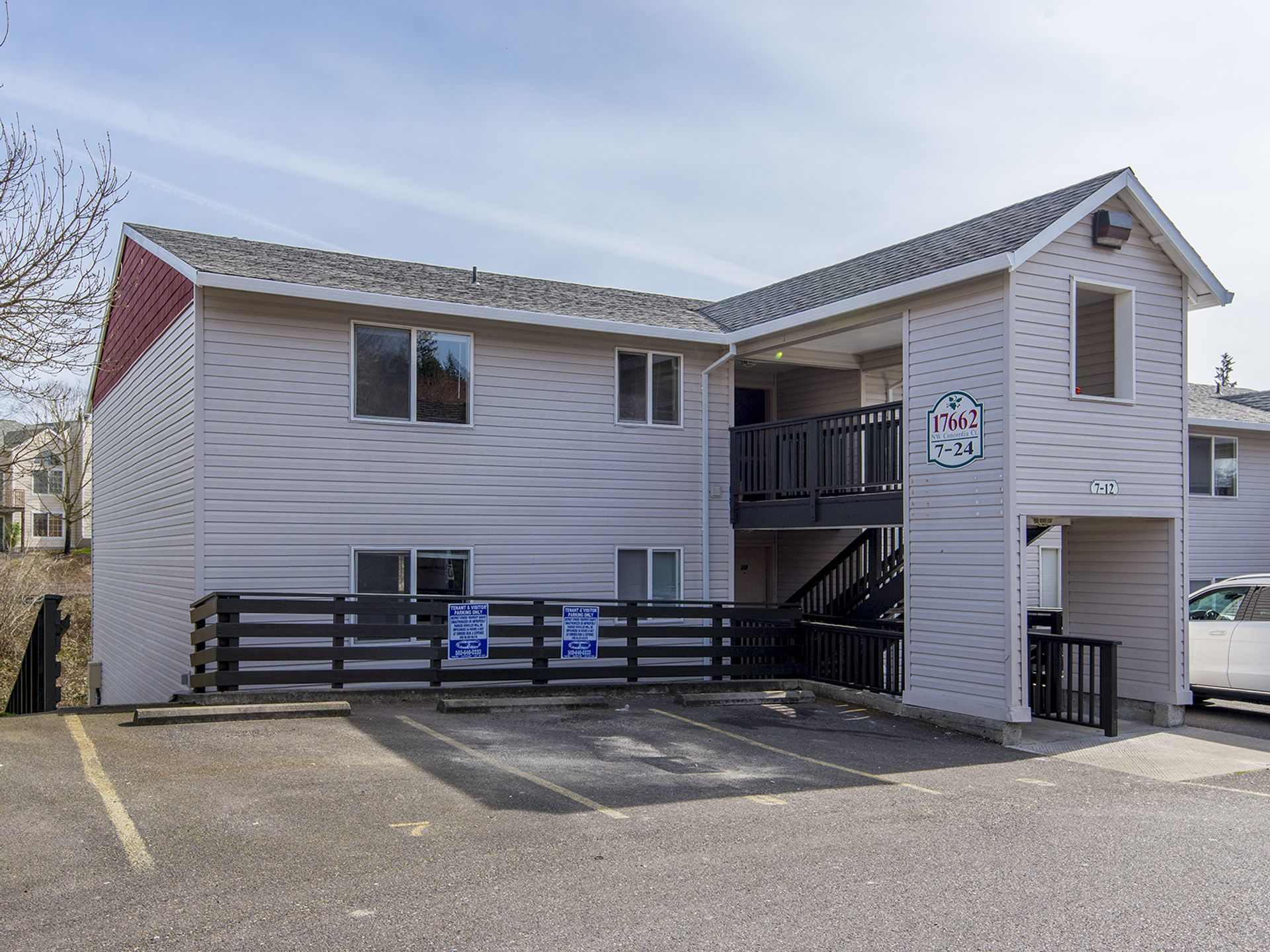 College Park Apartments – photo 1 of 23