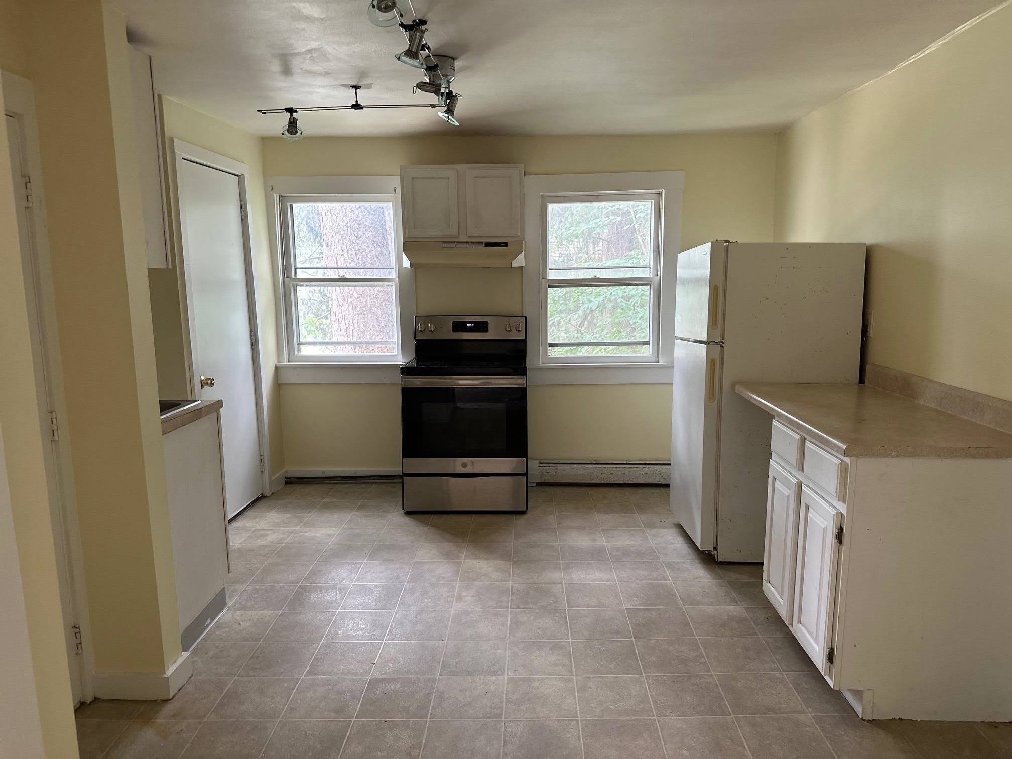 11 Chesterfield Road – photo 1 of 12