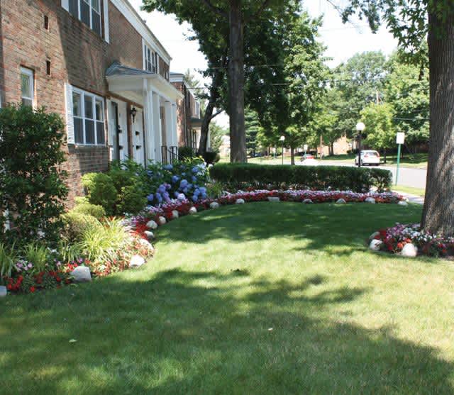 Carlton Club Apartments
