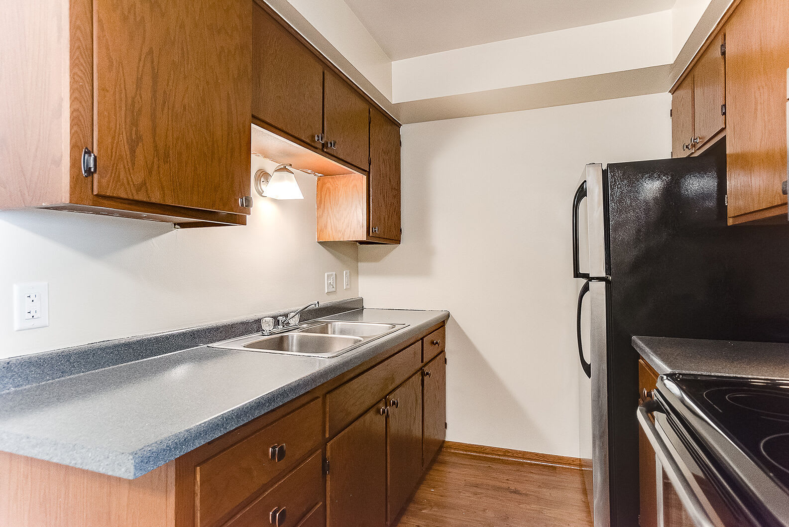 Rivercliff Apartments – photo 1 of 29