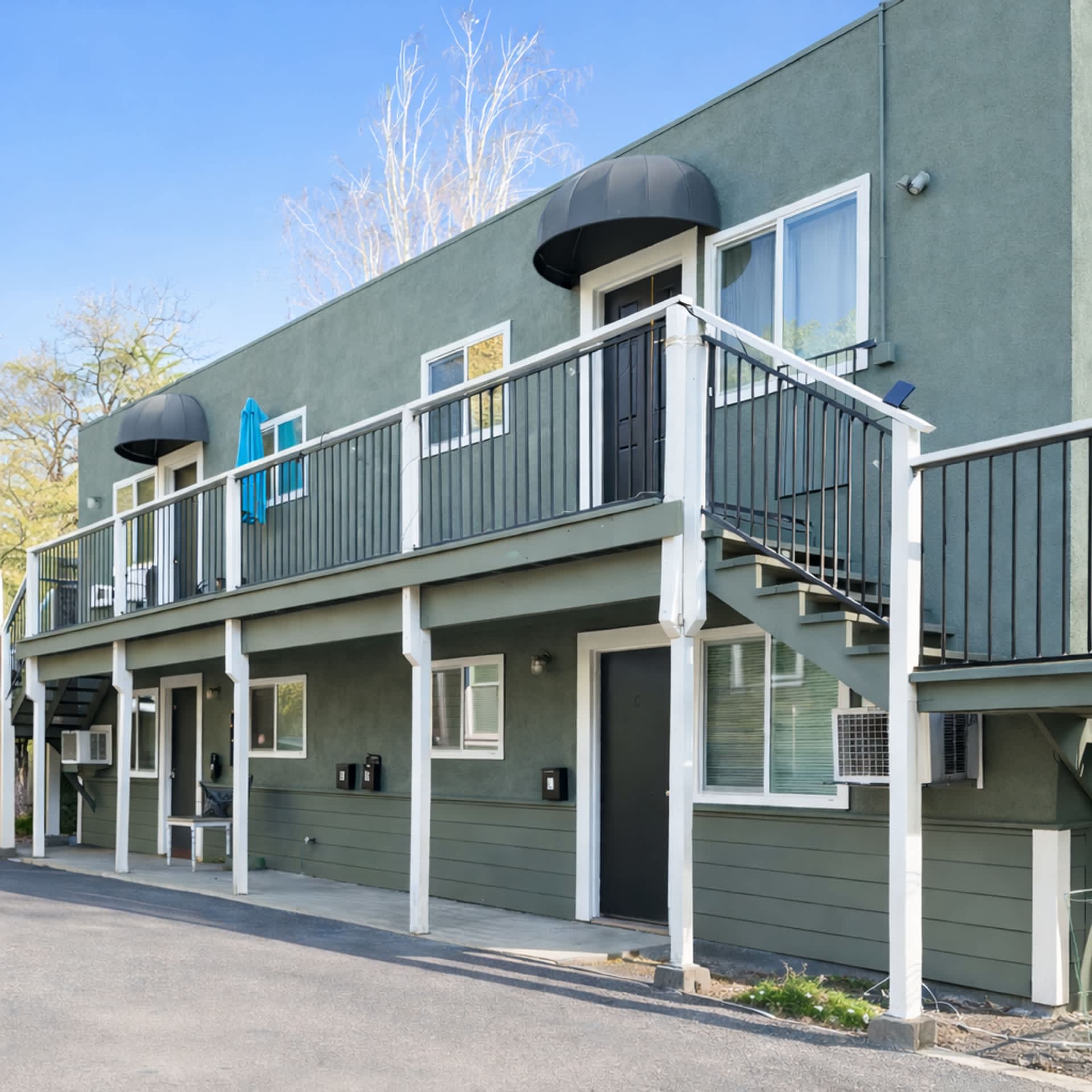 0611 630 Cherry St – photo 1 of 71