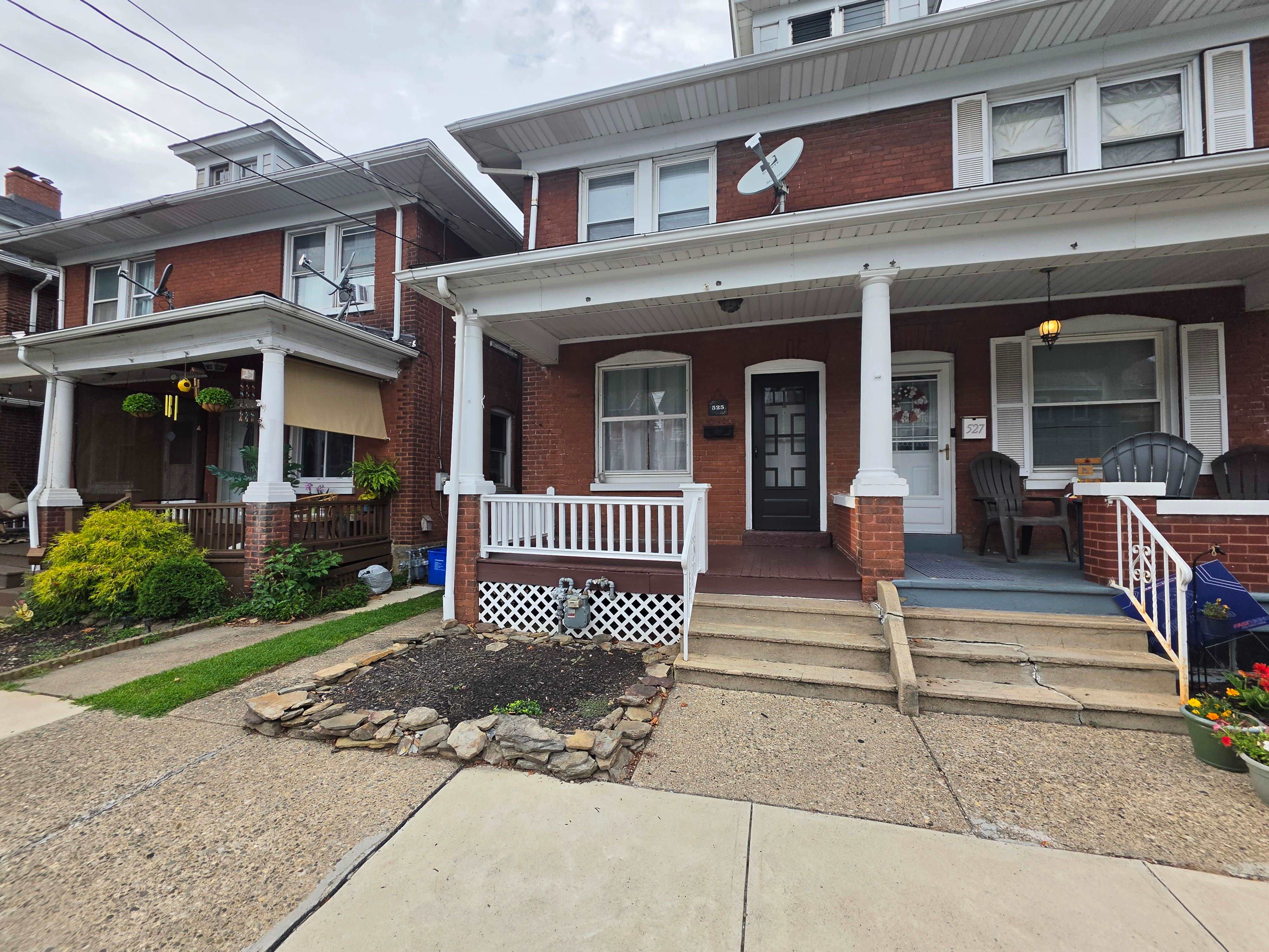 525 East Laurel Street – photo 1