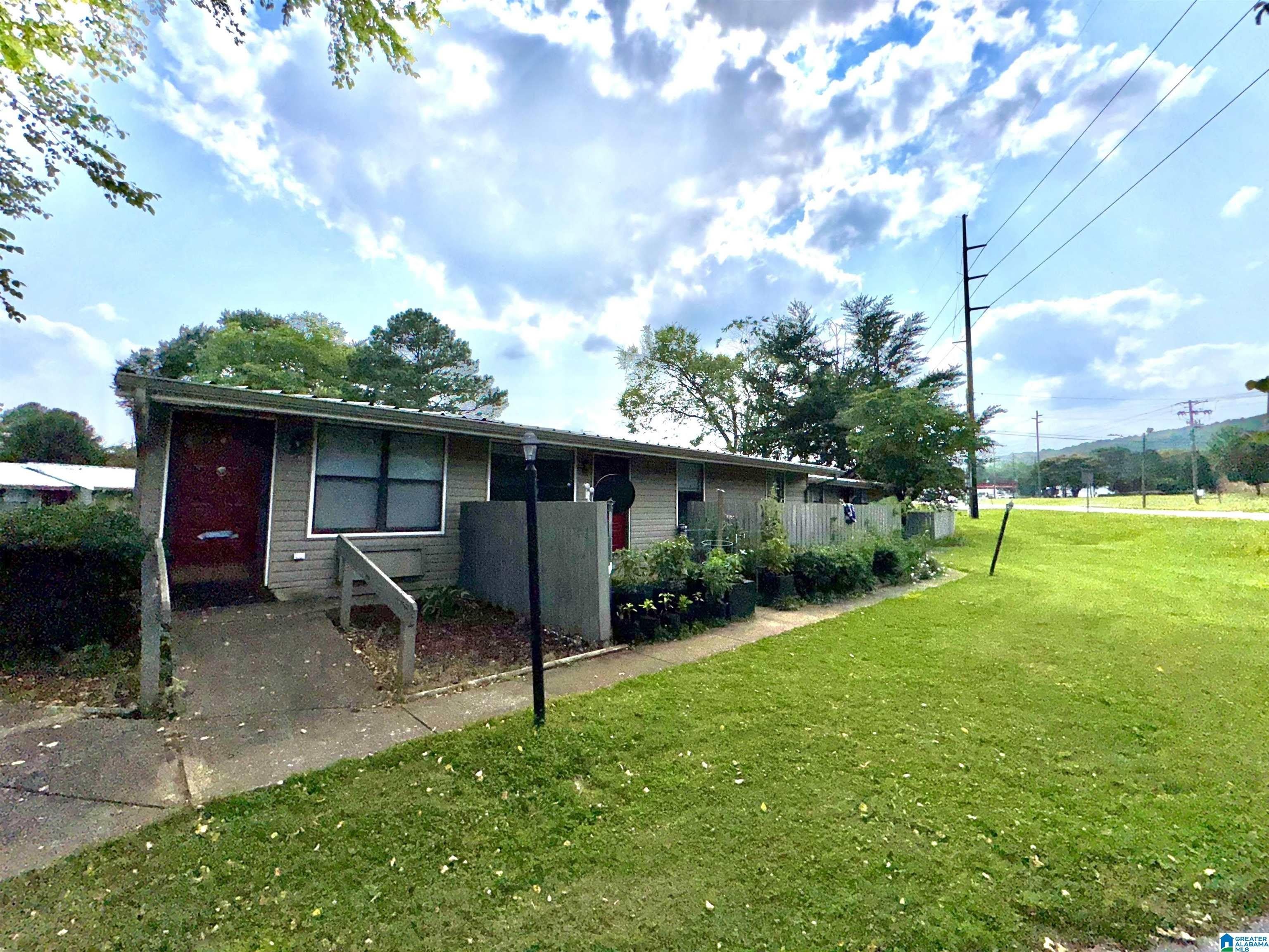 1700 Greenbrier Dear Road – photo 1 of 119