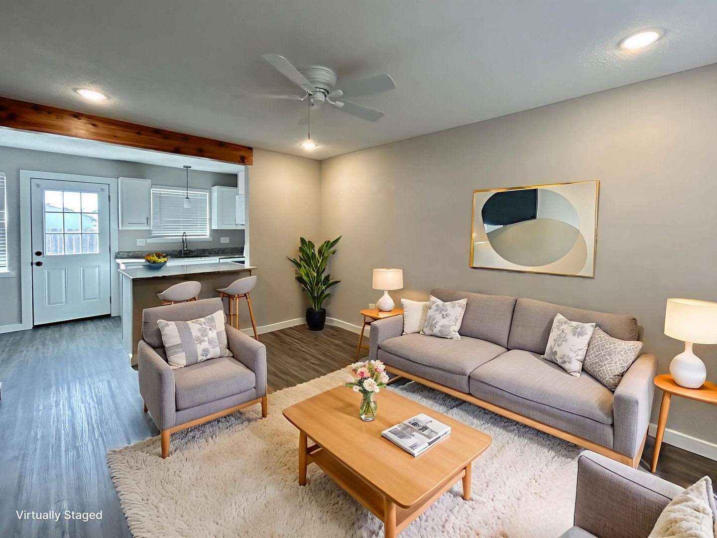 1 Bed Apartment for Rent – Minutes from Downtown Rogers – photo 1 of 11