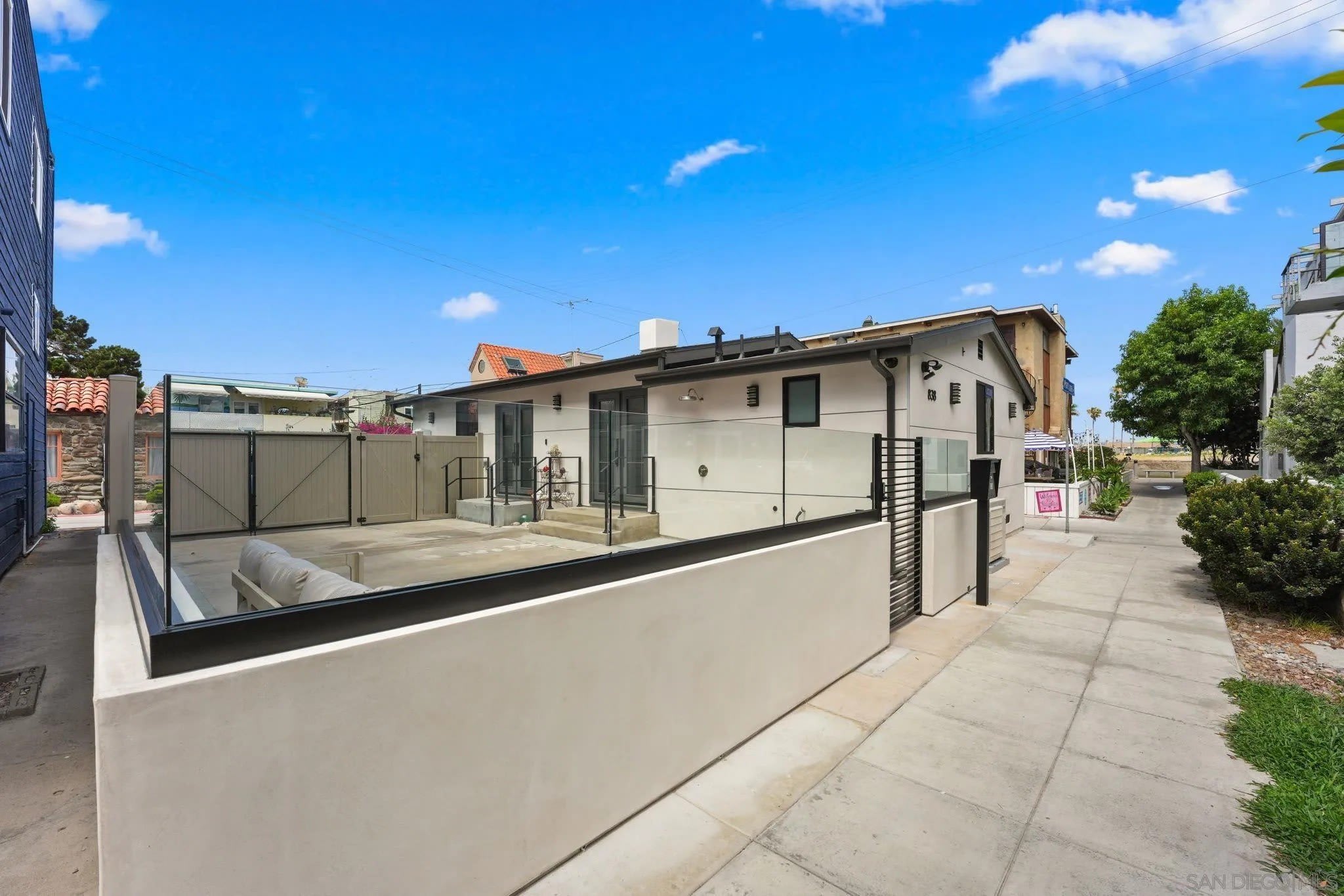 838 Portsmouth Court – photo 1