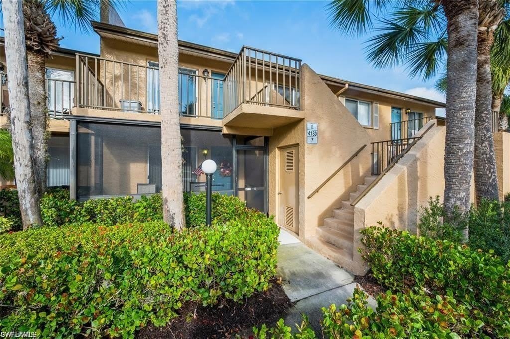 4130 Looking Glass Ln – photo 1