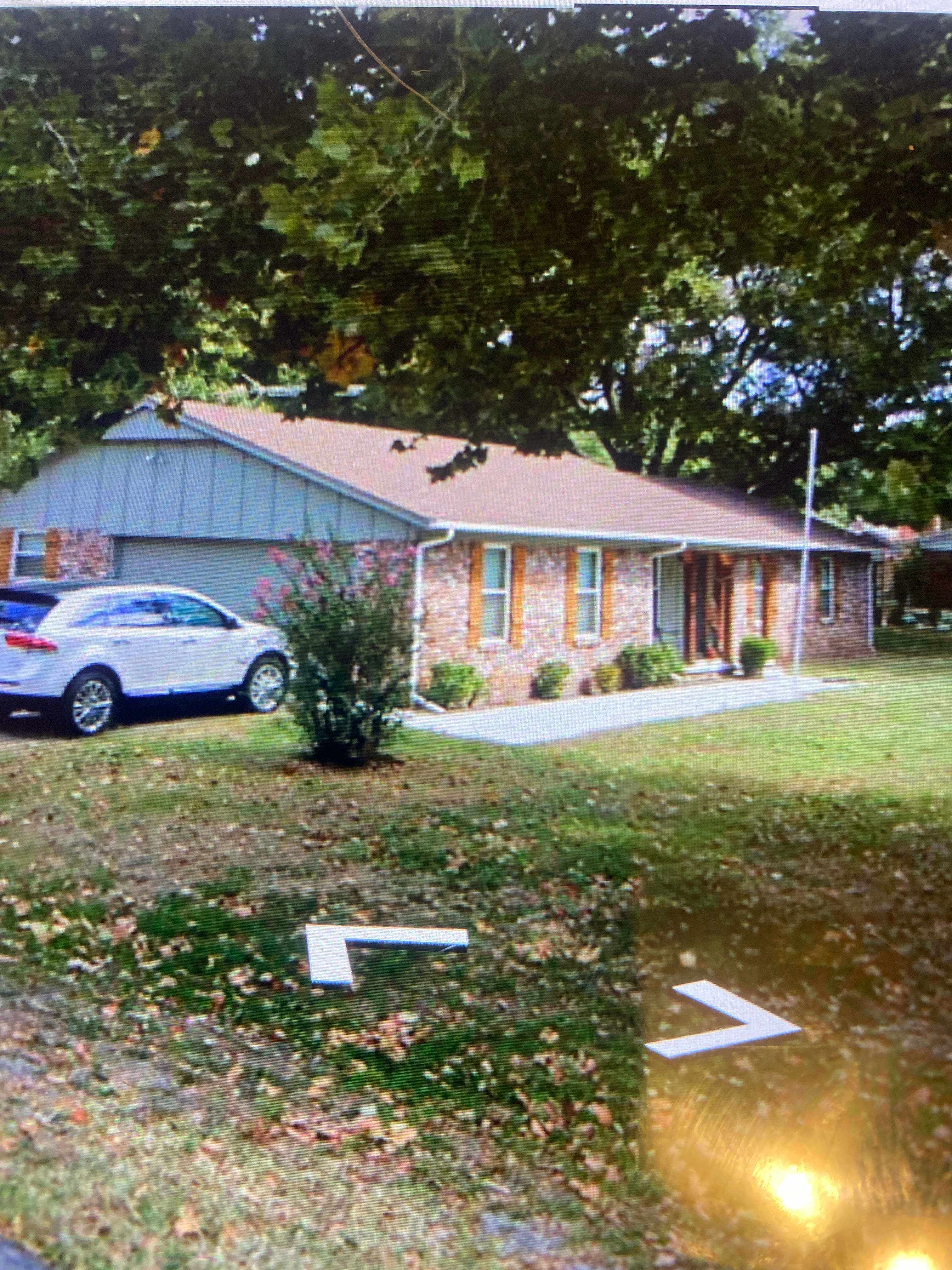1420 Brannon Lane – photo 1 of 20