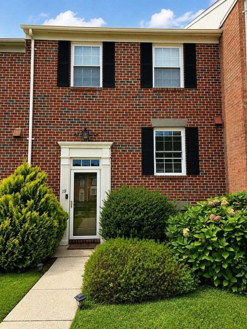 Spacious 4BR Townhome in Timonium – photo 1 of 65