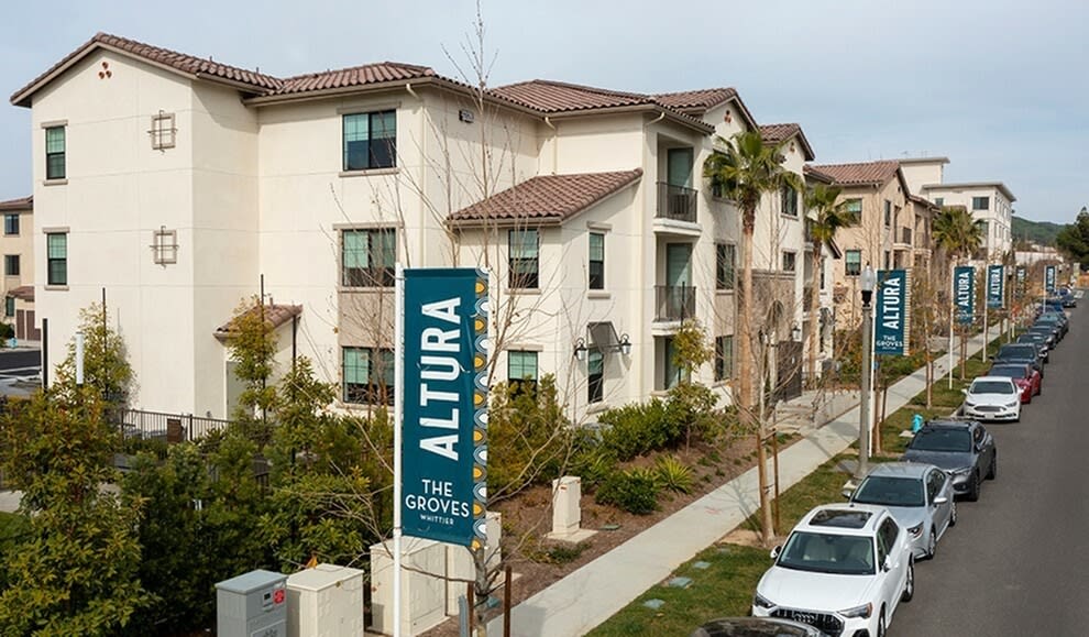 Altura at the Groves – photo 1