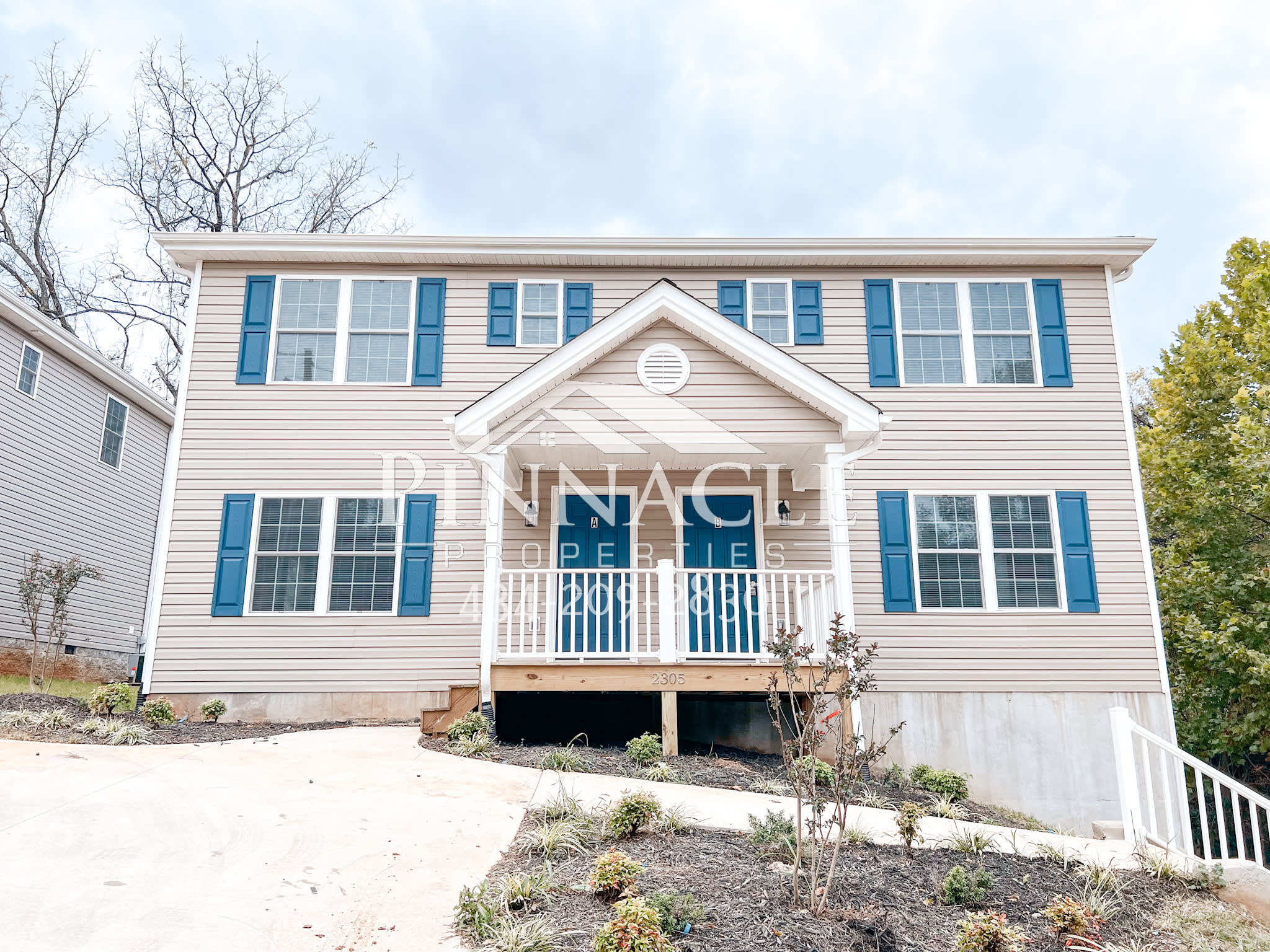 2305 Tazewell Ave – photo 1
