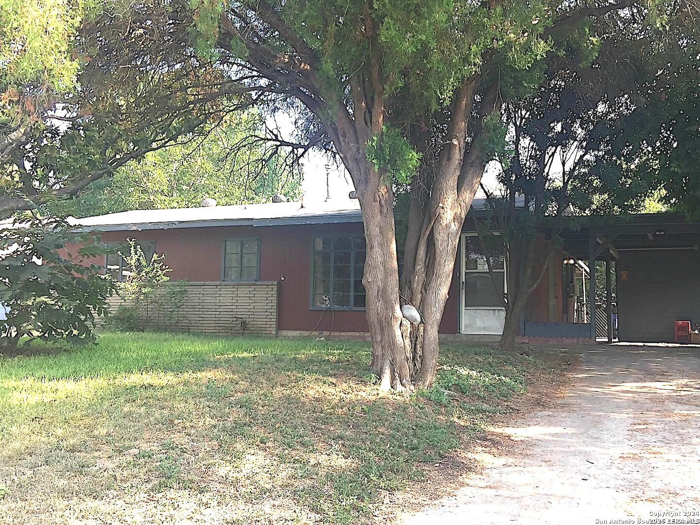 260 Kenmar Dr – photo 1