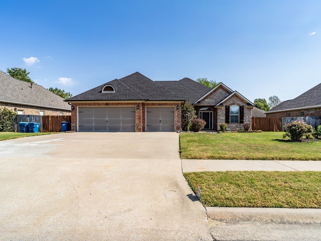 3911 SW Sycamore Street – photo 1