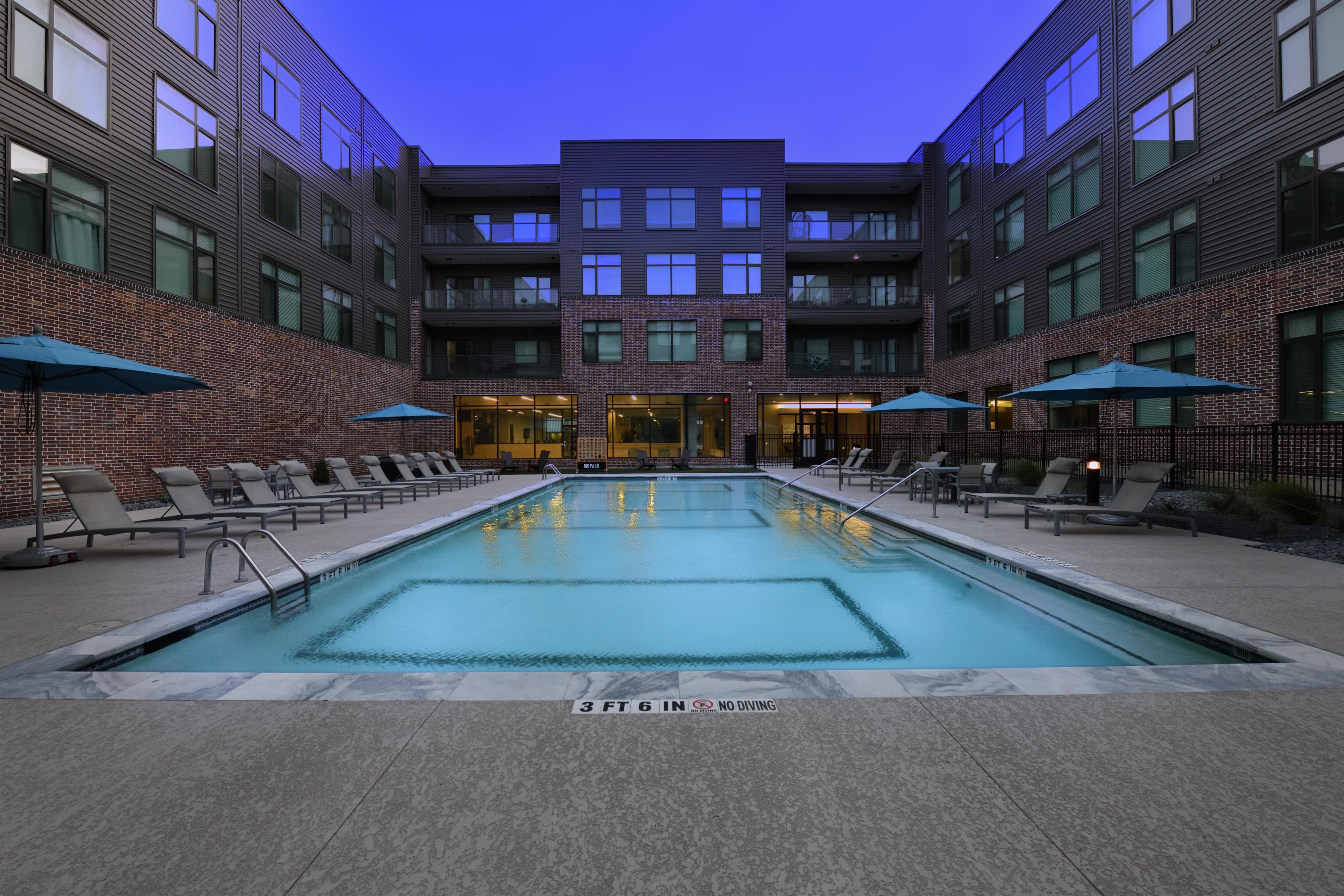 100 Park – photo 1