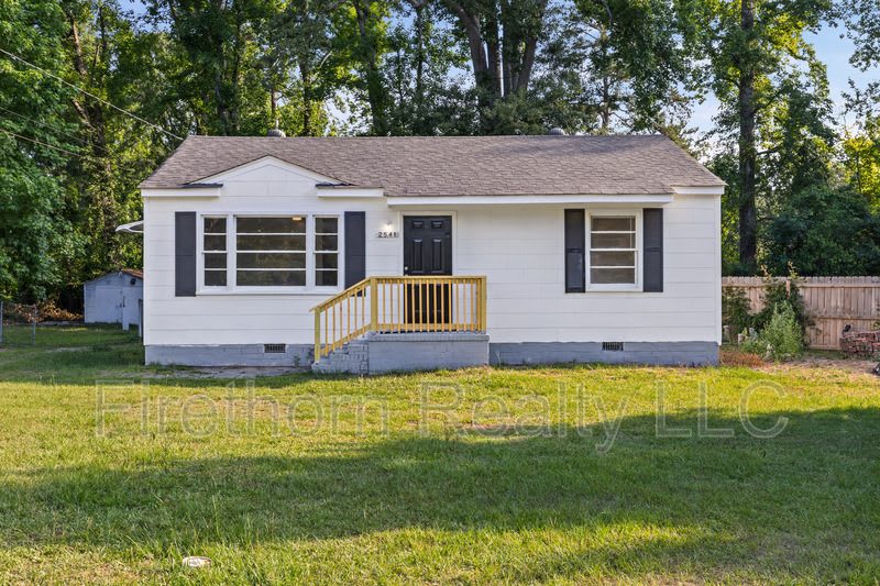 2541 Rhodes Drive – photo 1
