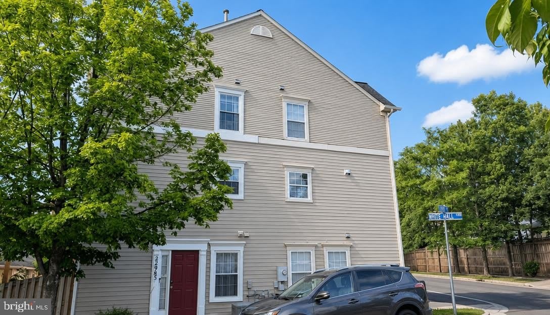 22963 WHITEHALL Terrace – photo 1 of 17