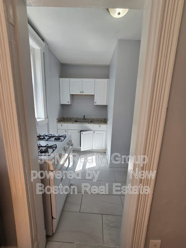 131 Ocean St – photo 1 of 3