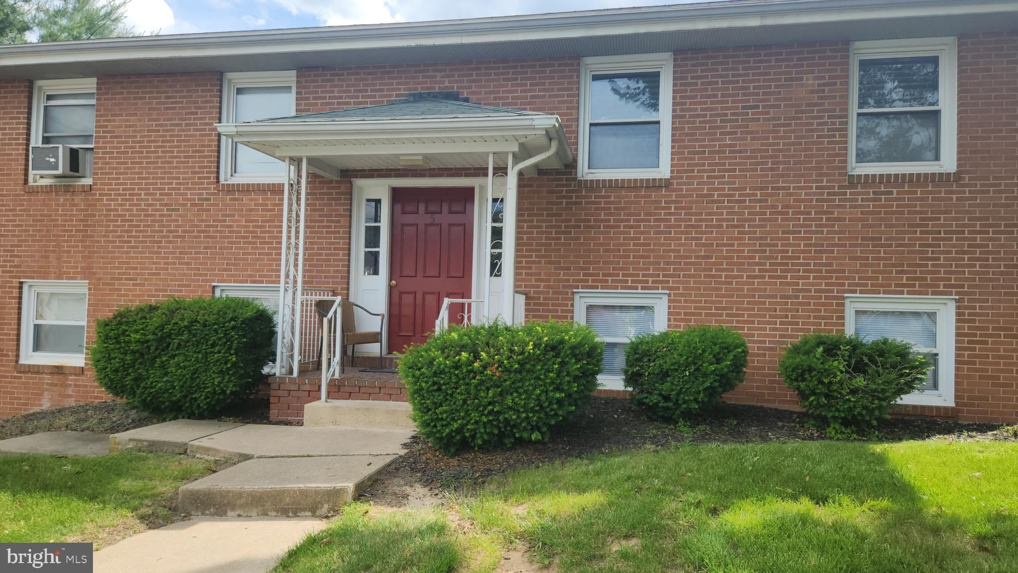 5 W MAGNOLIA Avenue – photo 1