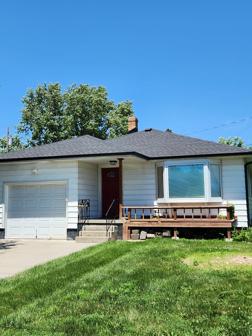 5218 Q Street – photo 1