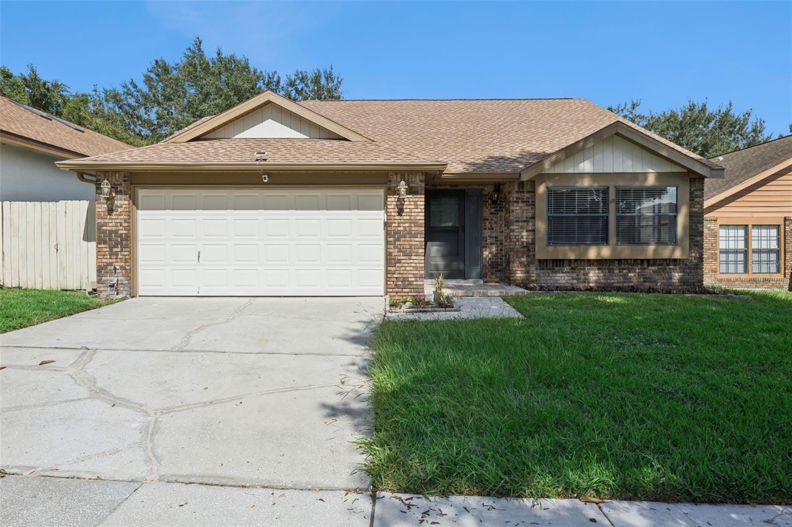 7301 SPRING VILLAS Circle – photo 1