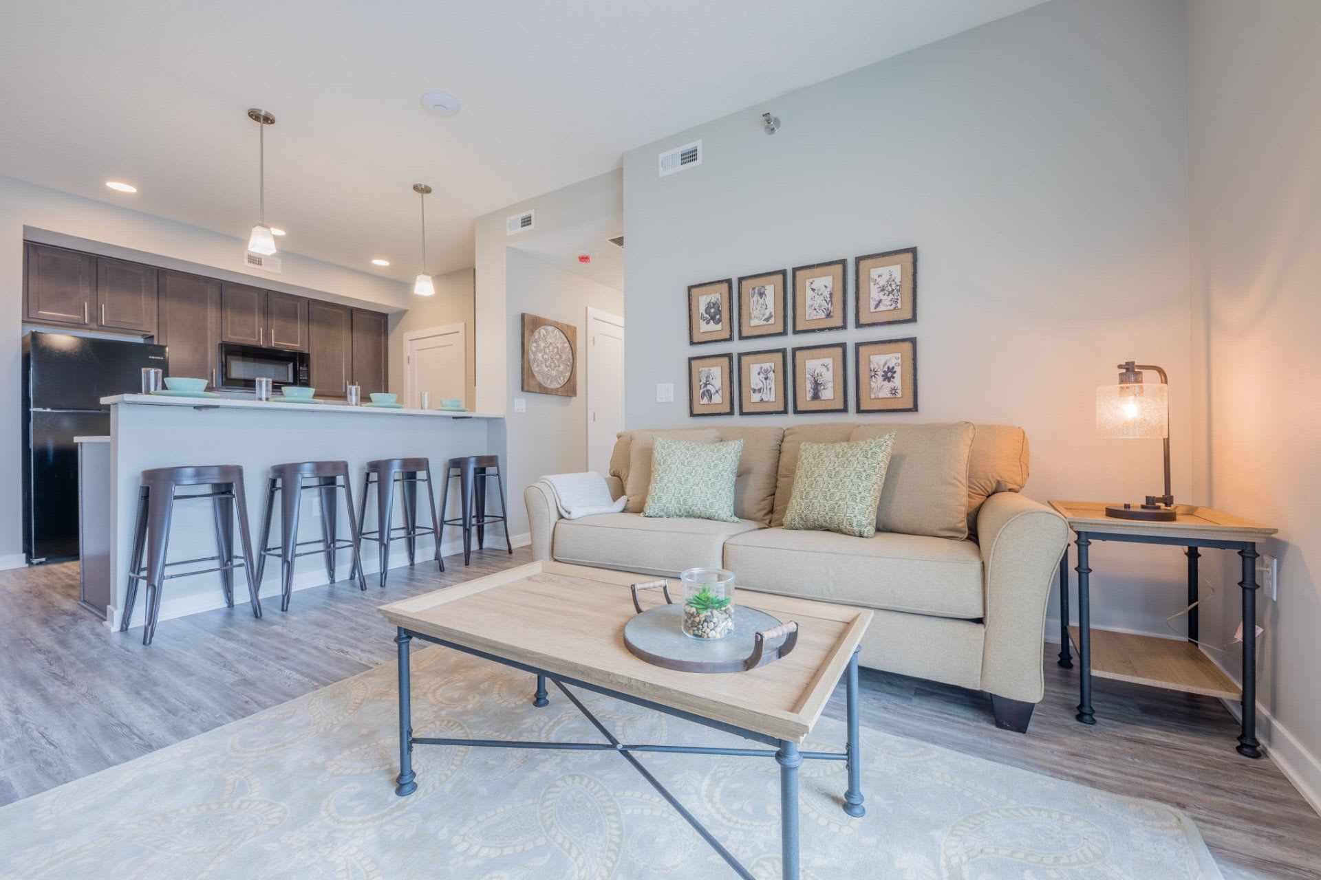 White Oak – photo 1 of 142