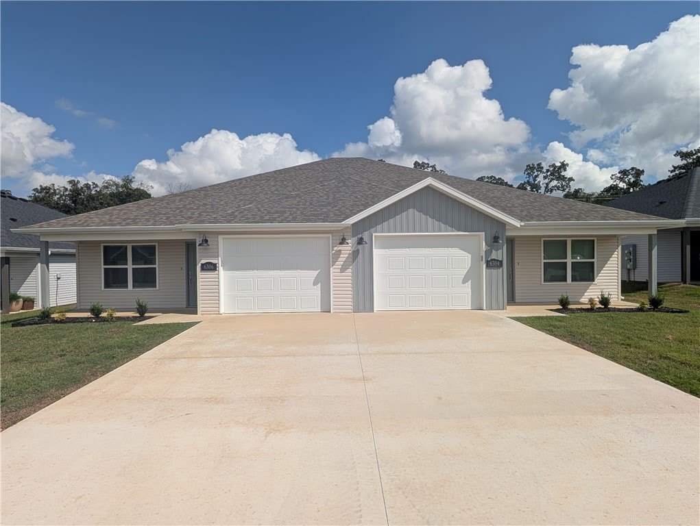 6405 NW Kathleen Street – photo 1 of 16