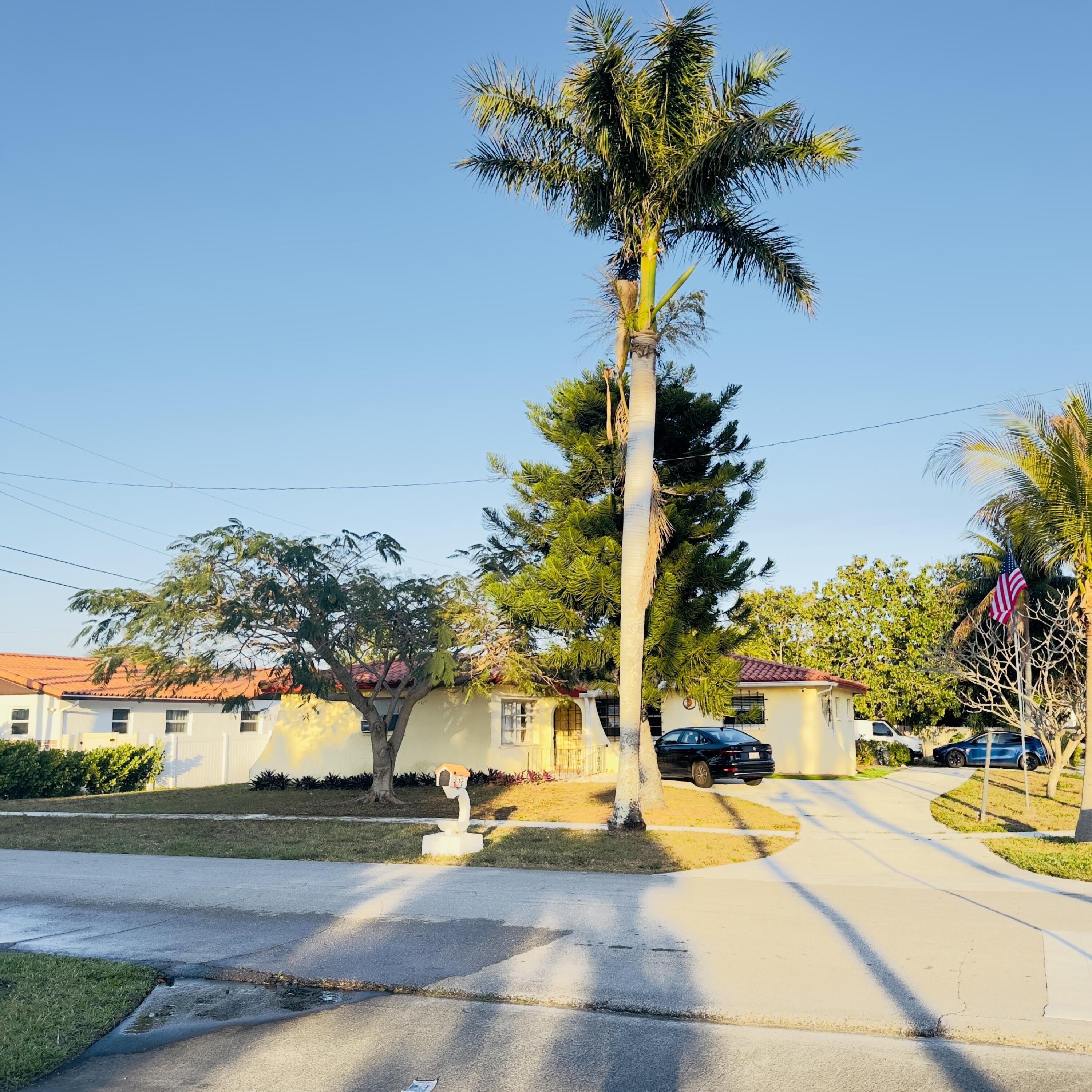 416 San Mateo Drive – photo 1
