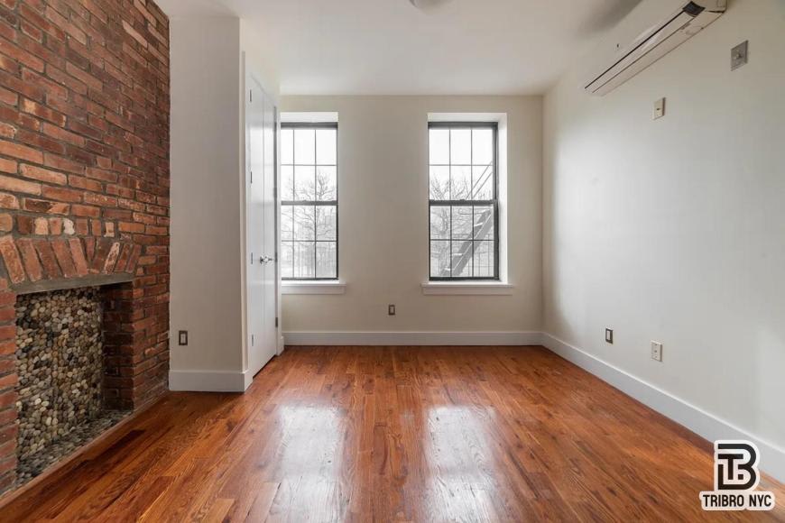 215 Marion Street – photo 1