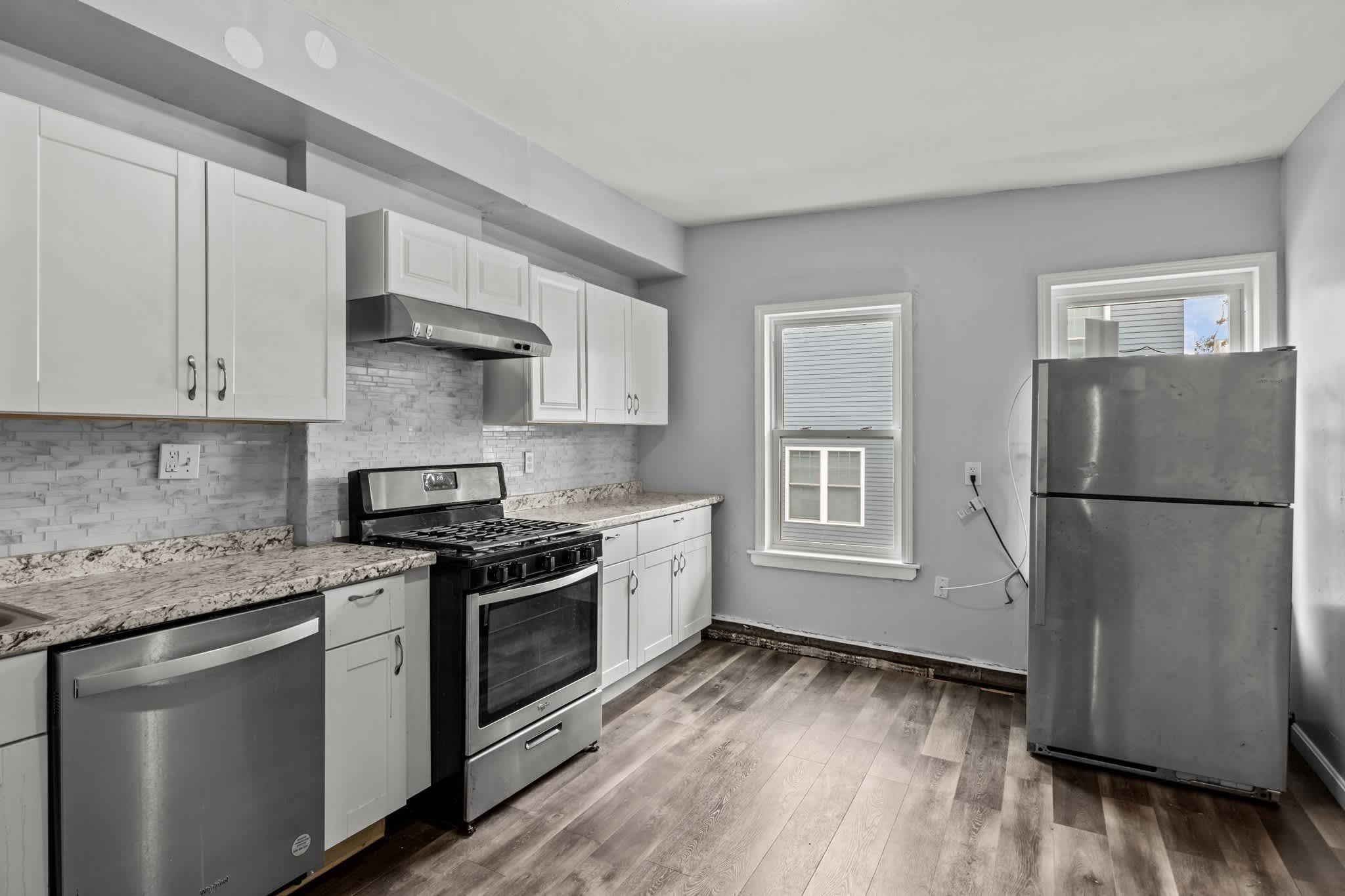 26 Alpine Place – photo 1
