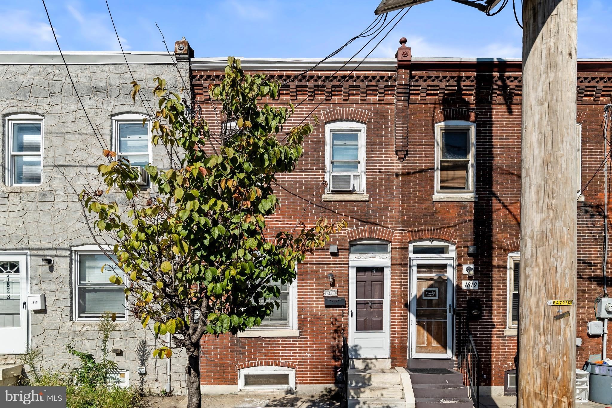 1821 S 4TH Street – photo 1 of 29