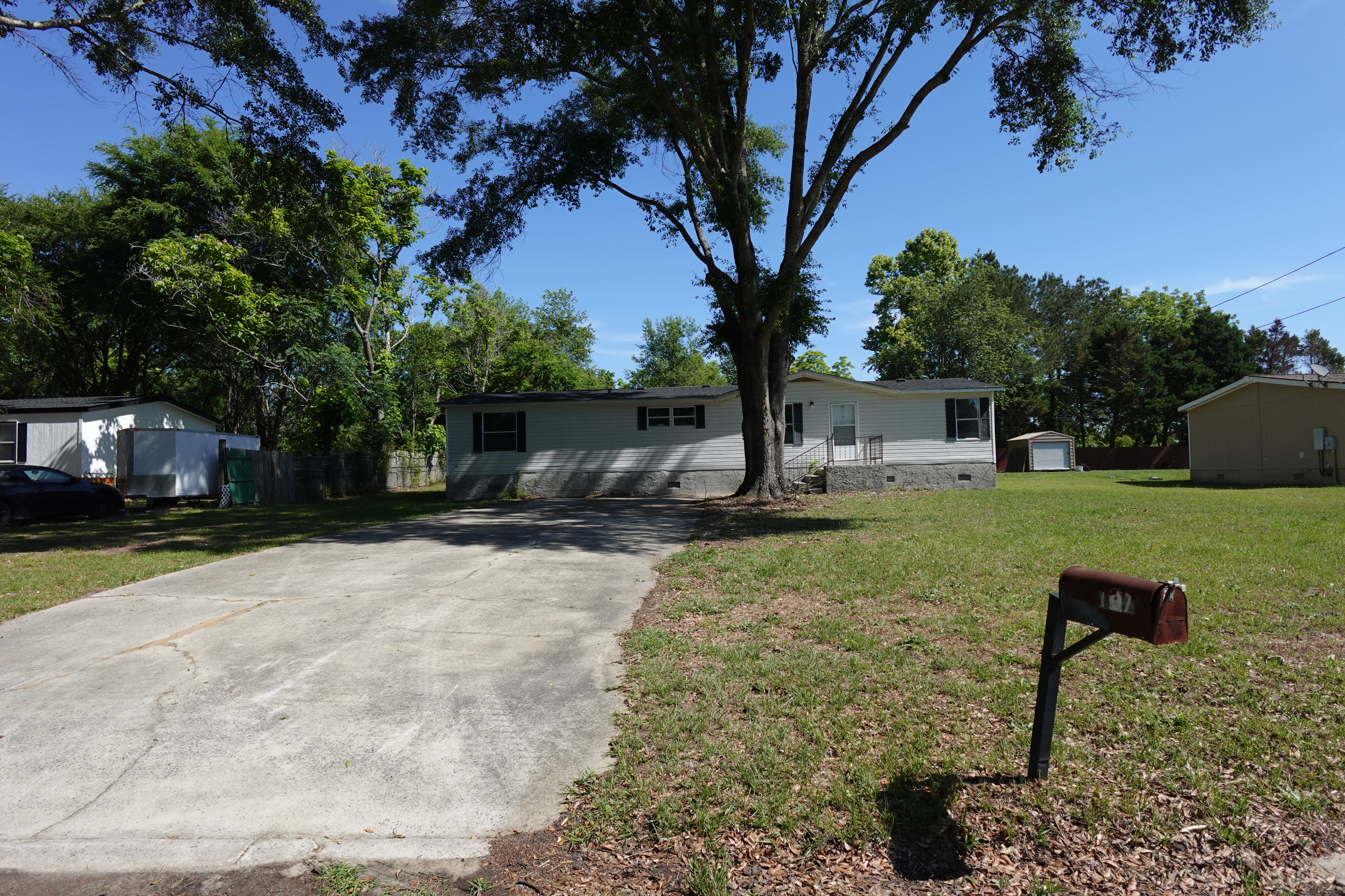 107 Linda Sue Ln – photo 1 of 151