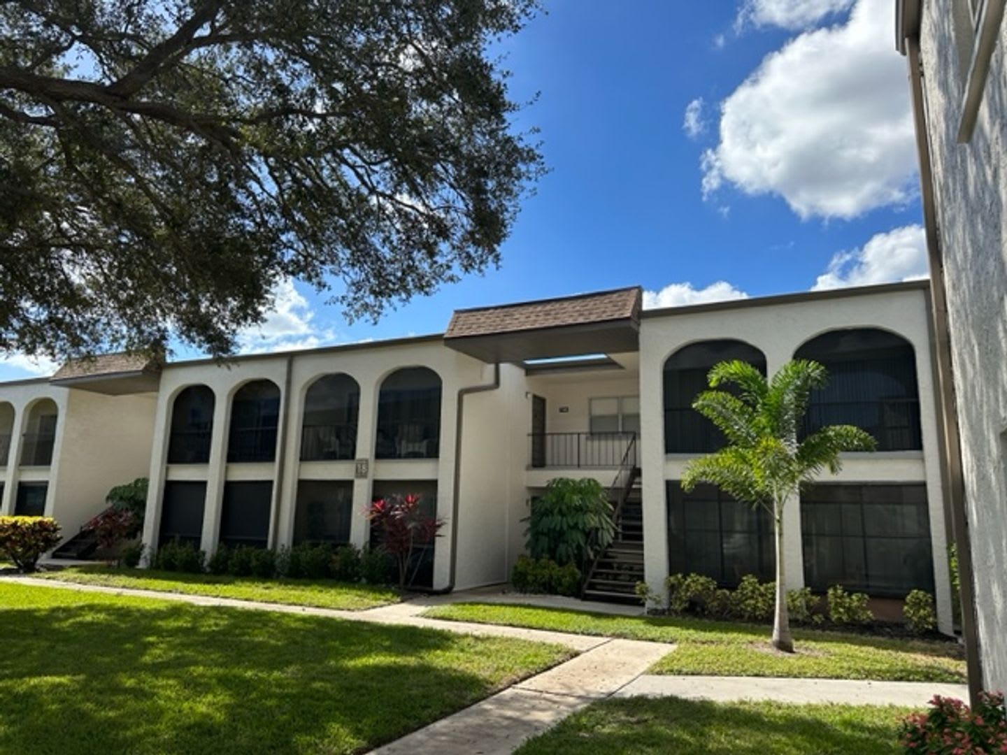 55+ Community, FURNISHED 1BR/1BA CONDO IN BOULEVARD CLUB! – photo 1 of 19
