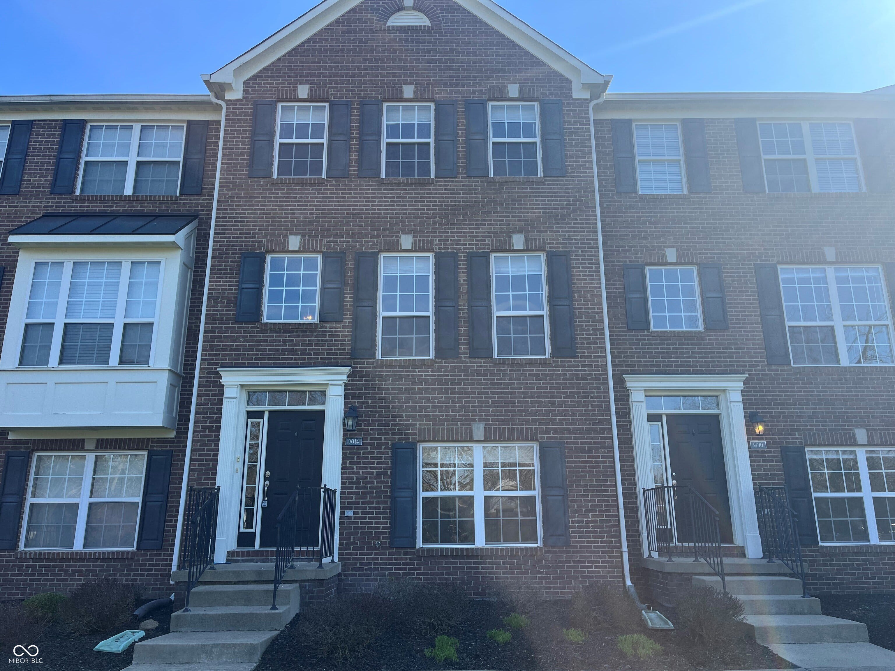 9014 Mercer Drive – photo 1