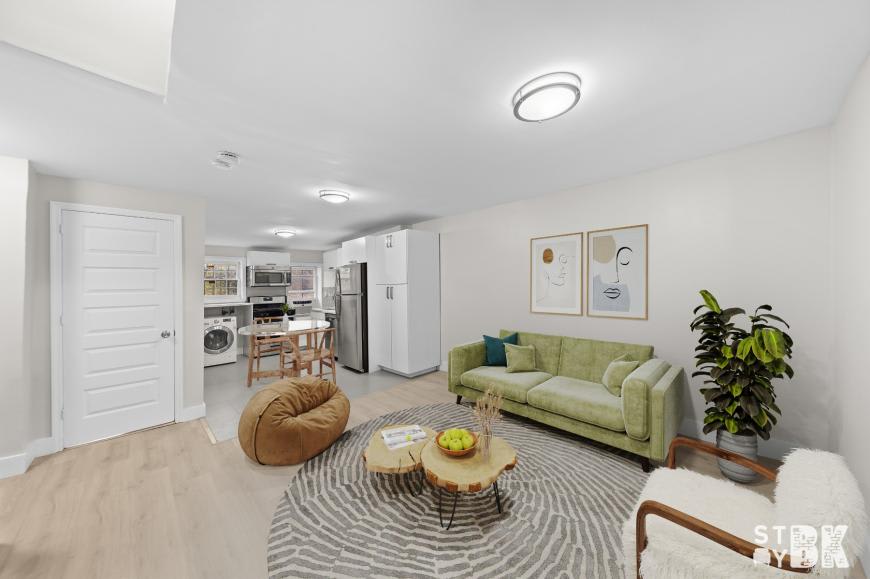 311 Van Buren STREET – photo 1