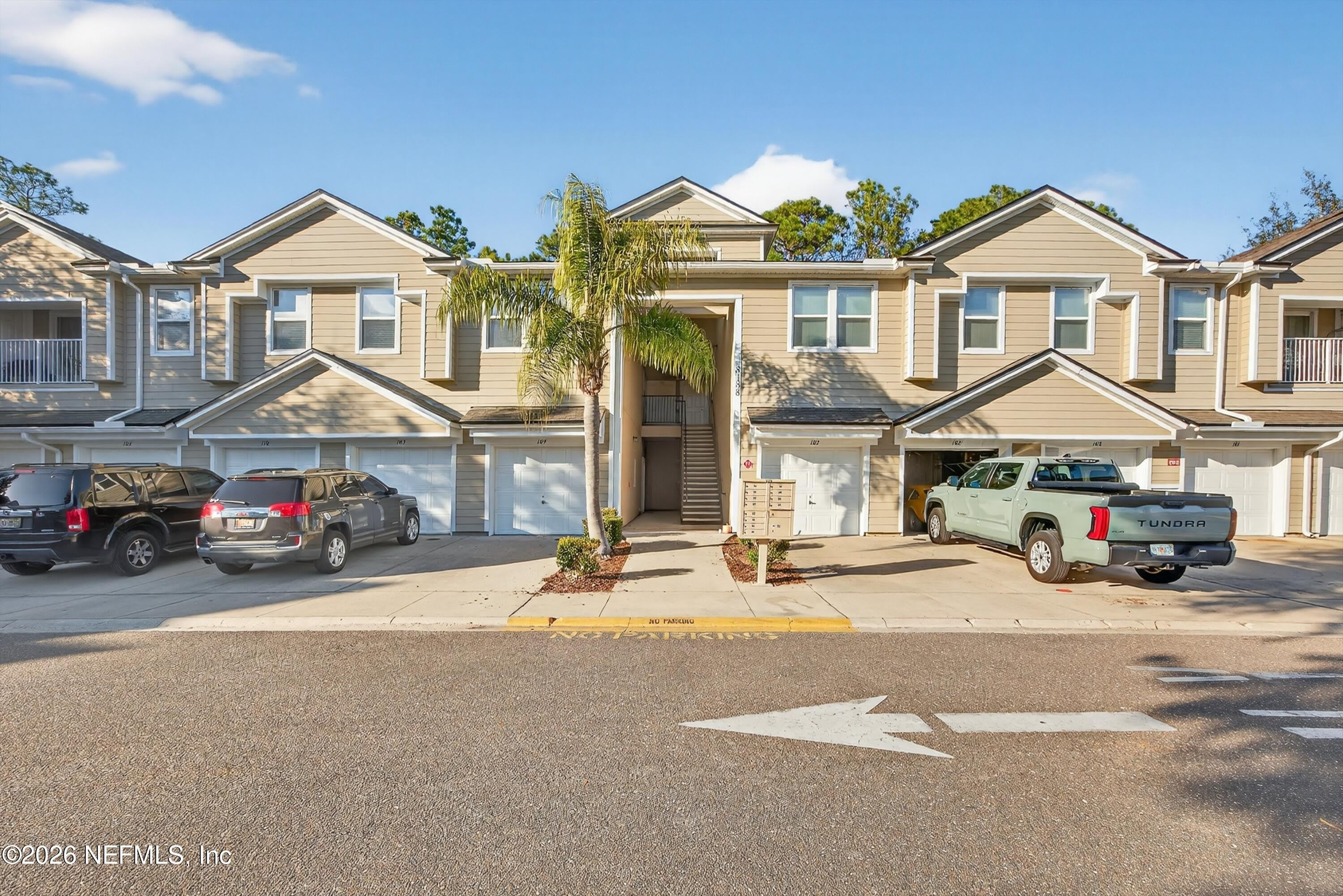 8188 CABIN LAKE Circle – photo 1
