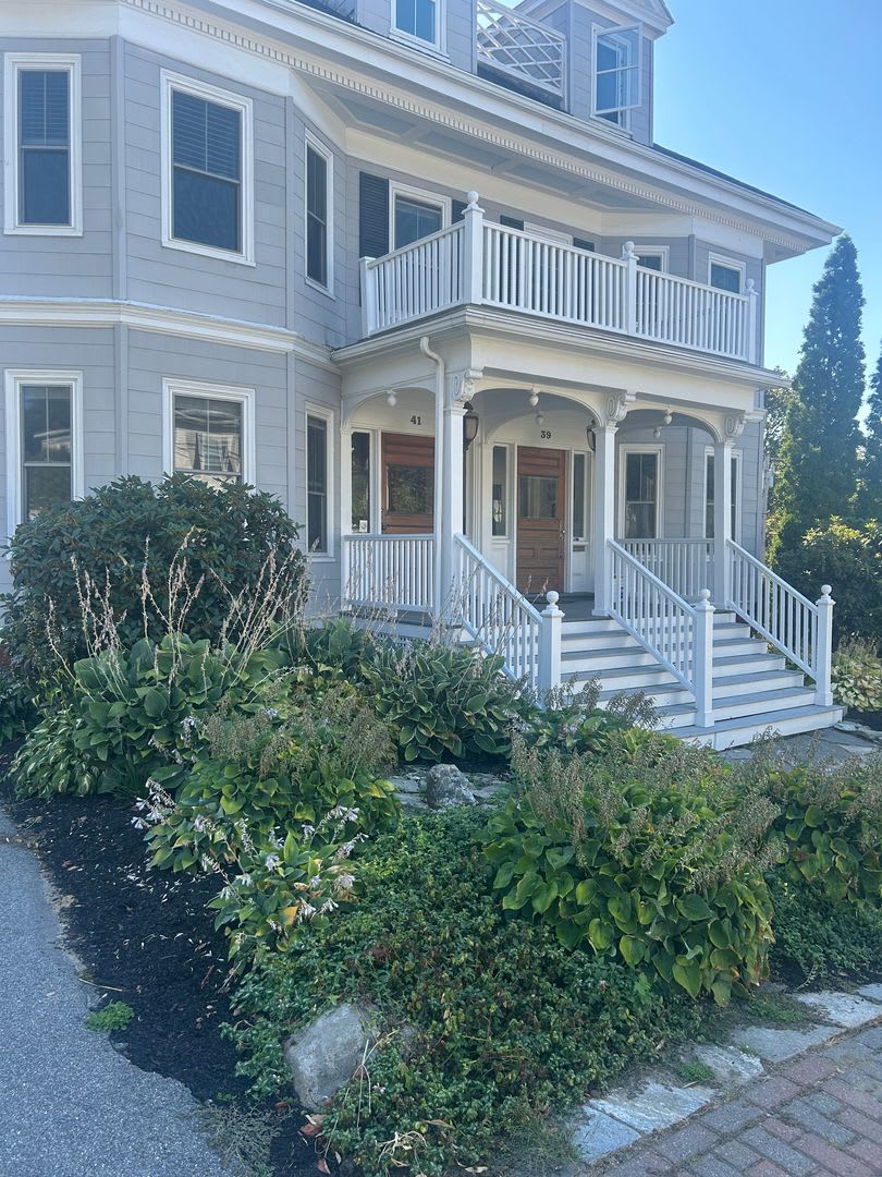 Beautiful 3BR/1.5BA Home Available October 1st!!! Great Residential Location!! – photo 1
