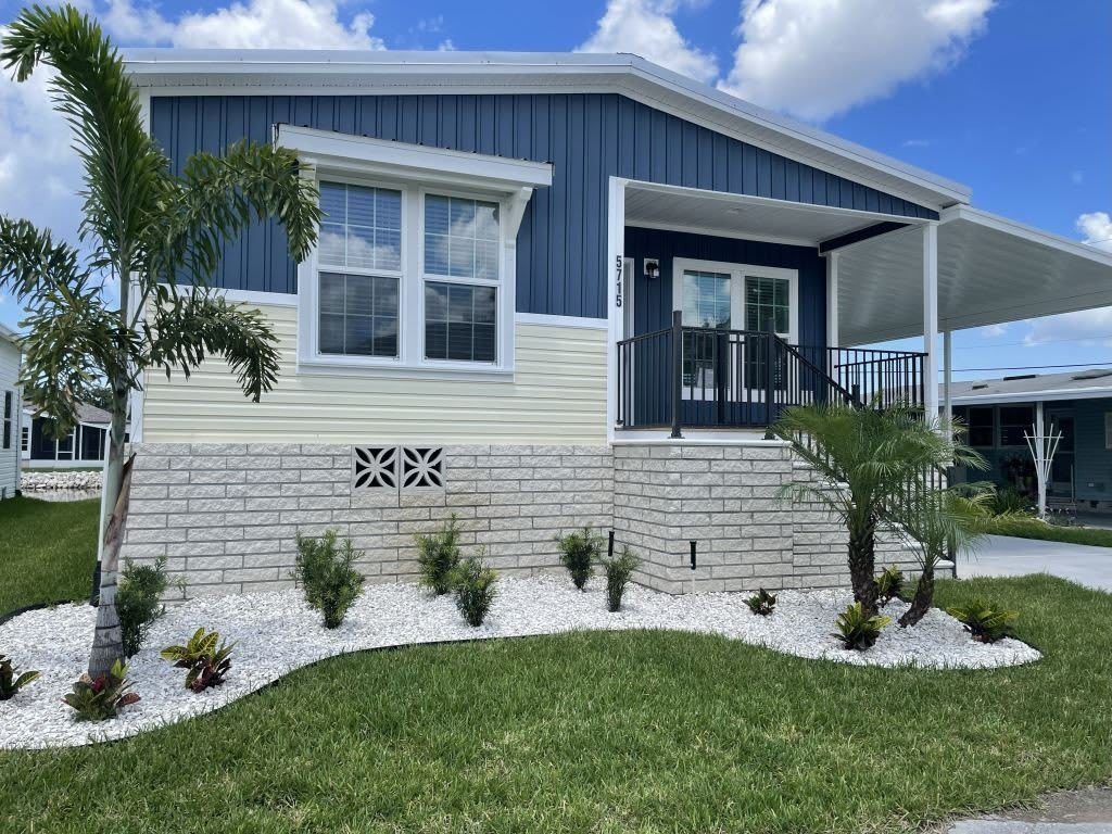 5715 Blue Harbor Drive – photo 1