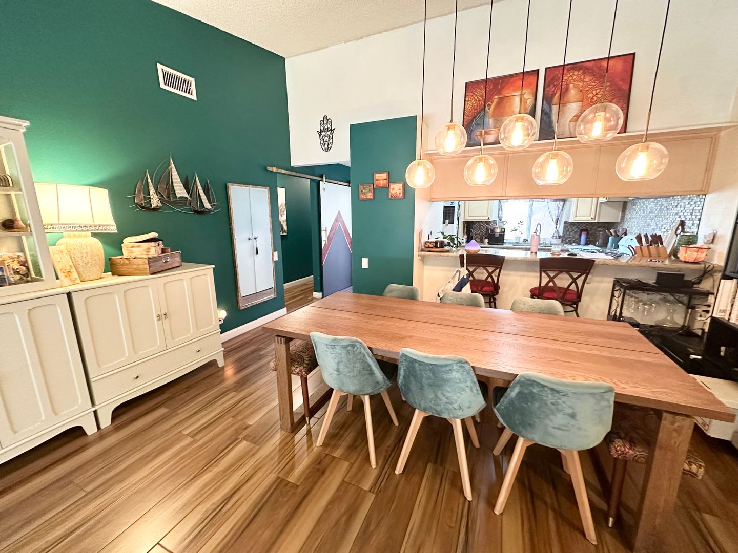 Beautiful Condo Located in Desirable Anaheim Community! – photo 1