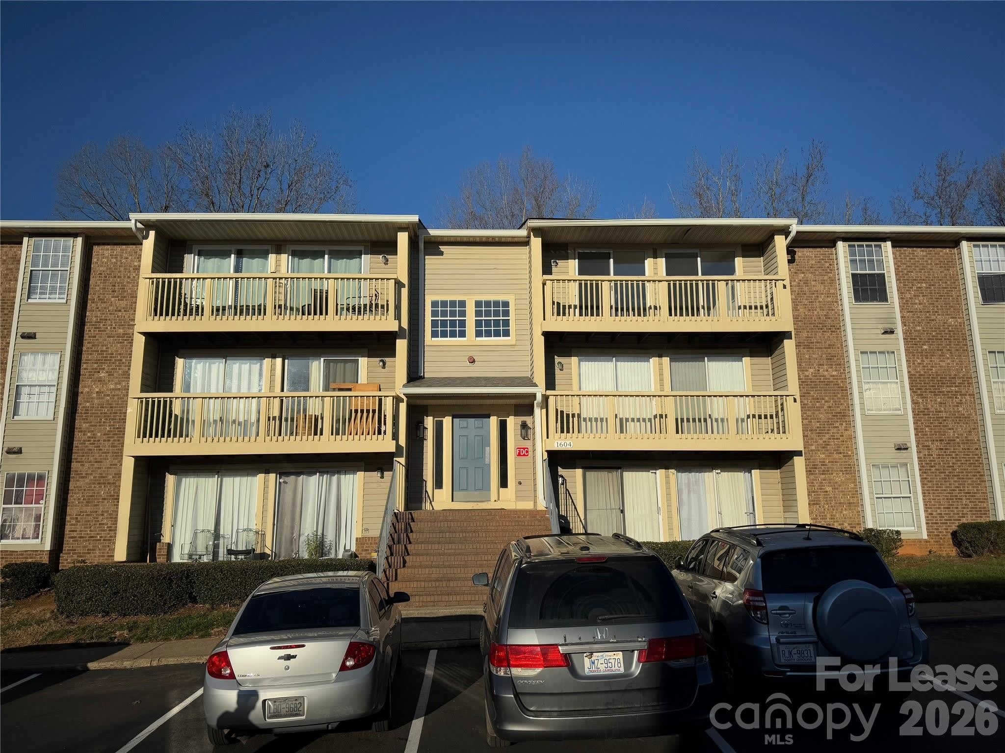 1604 Arlyn Circle – photo 1