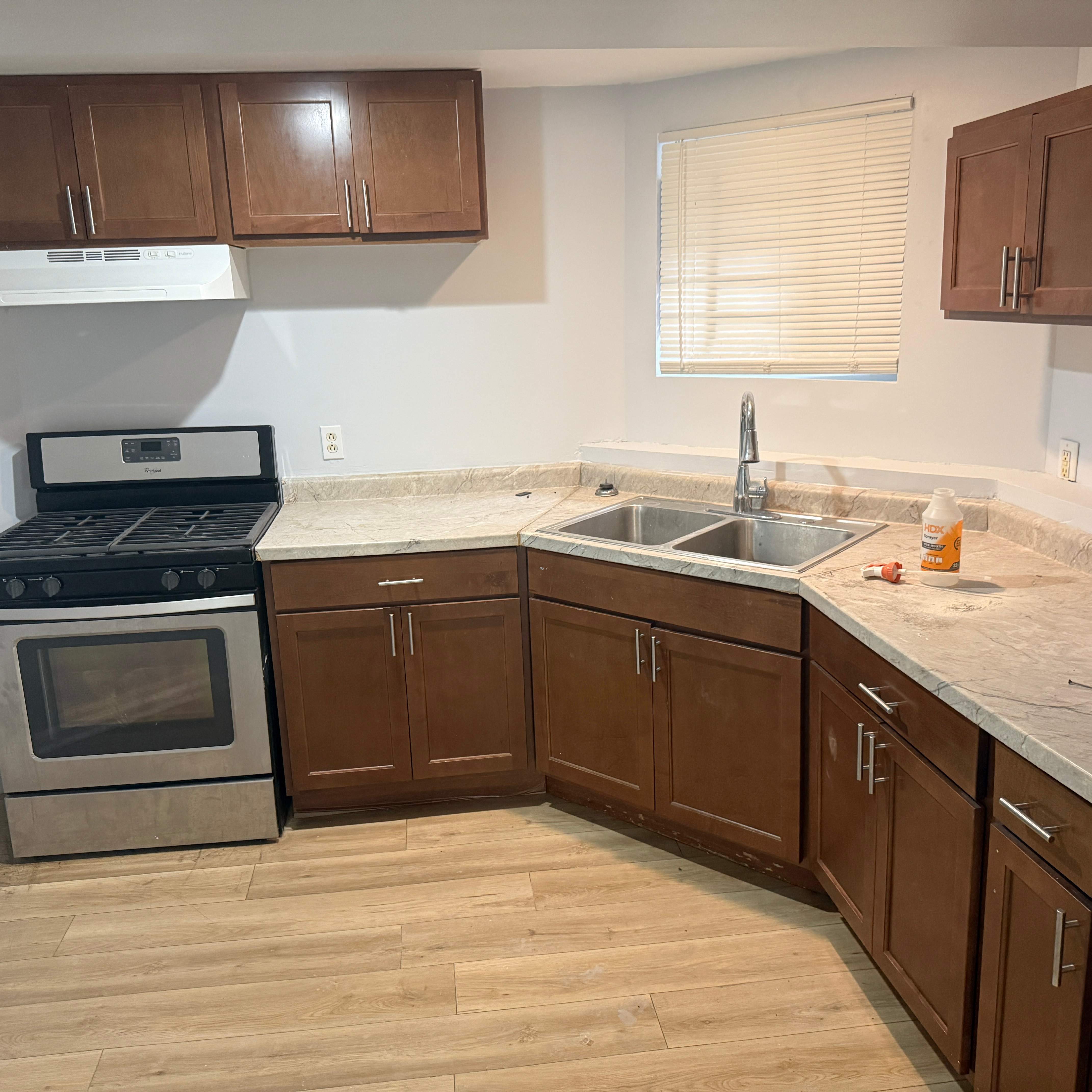 7640 S Phillips Ave Apt B – photo 1