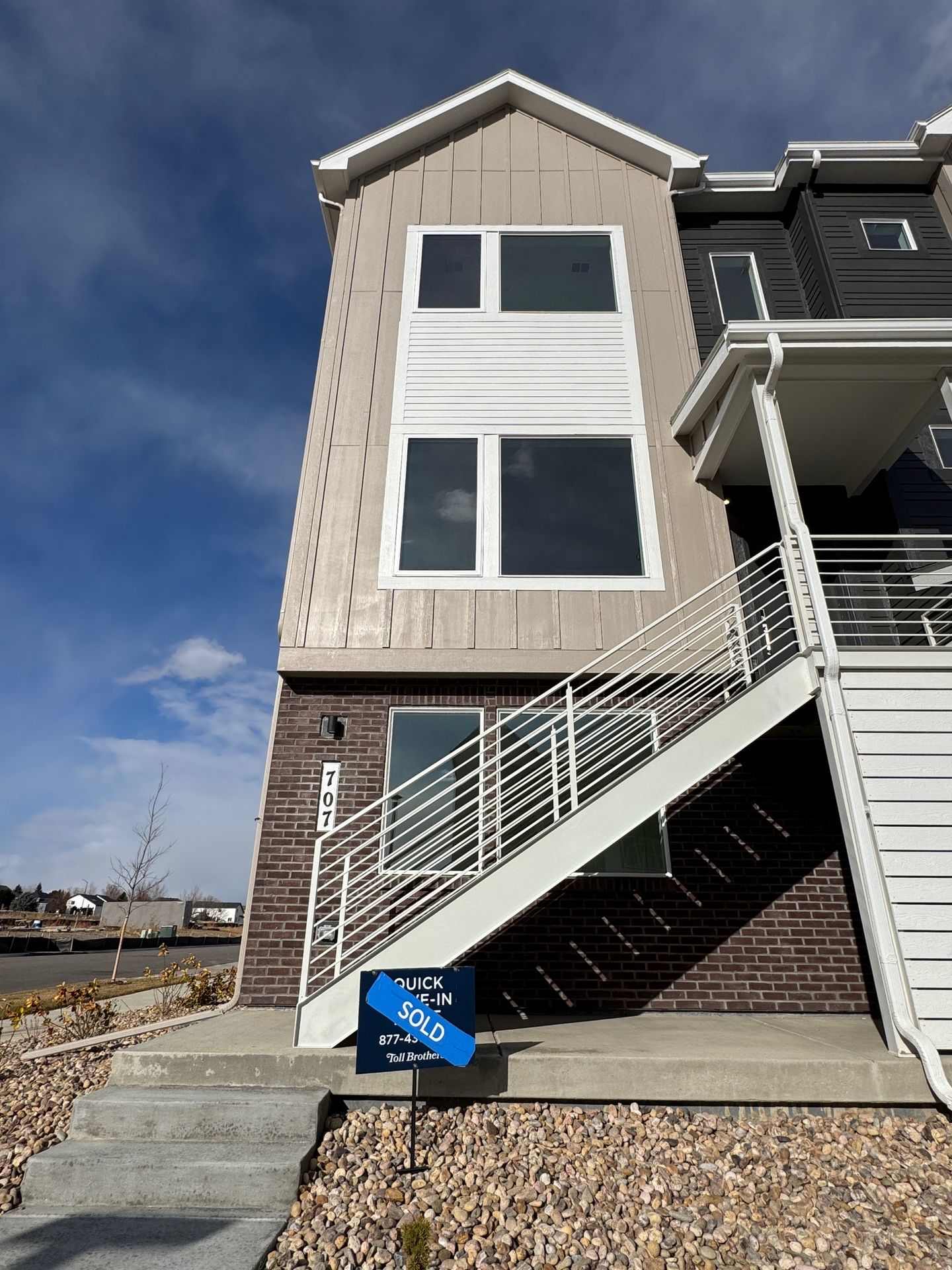 707 Saddle Drive – photo 1