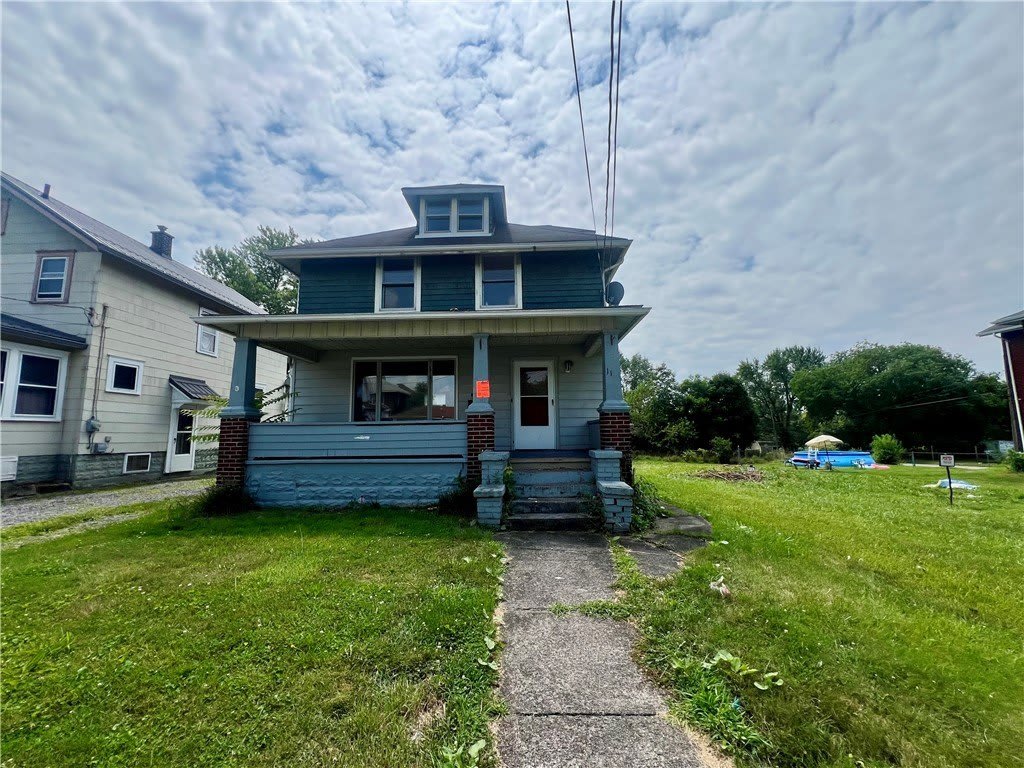 1115 Bond St – photo 1 of 9