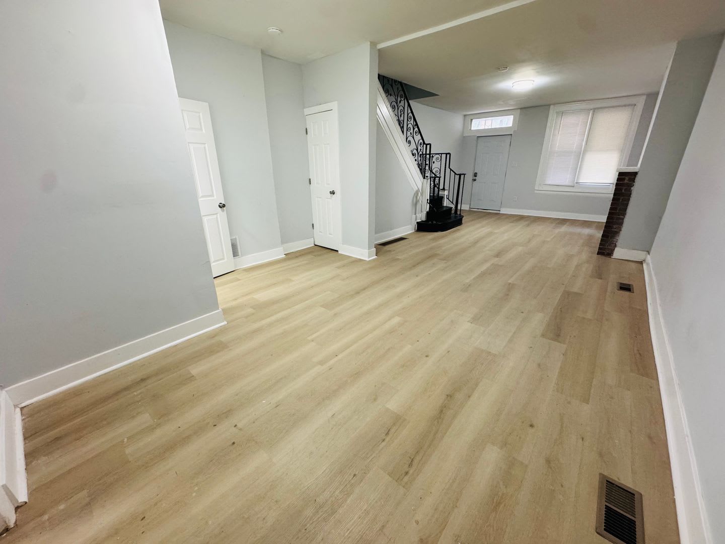 Remodeled 4bd/1.5 bath House with Rear yard!! SECTION 8 ONLY!! – photo 1
