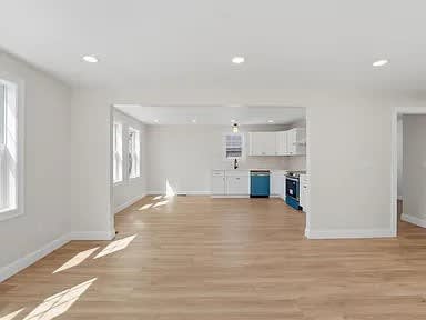 37 Webb St – photo 1