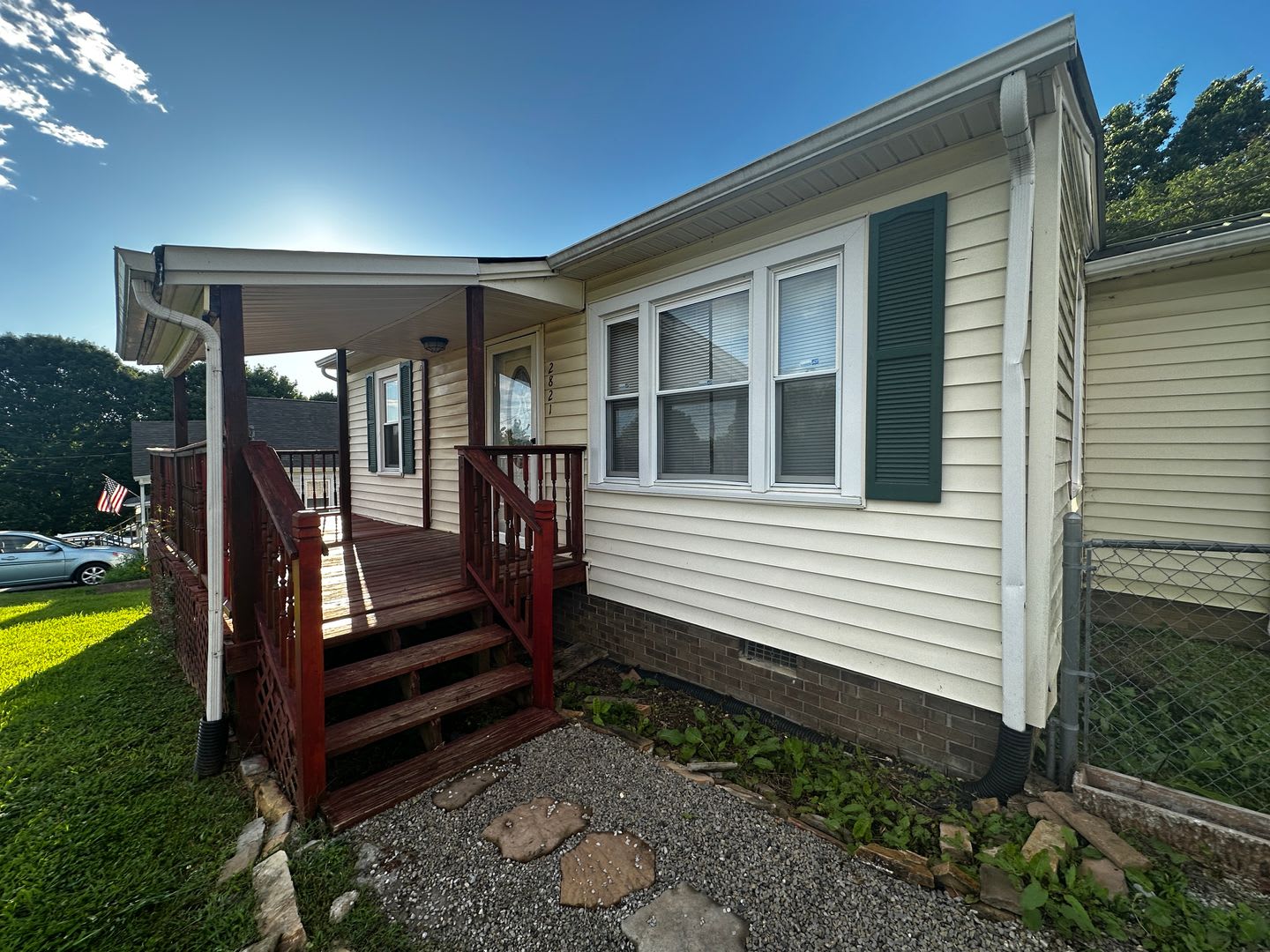 Two Bedroom-One Bath for rent in Morristown – photo 1 of 8