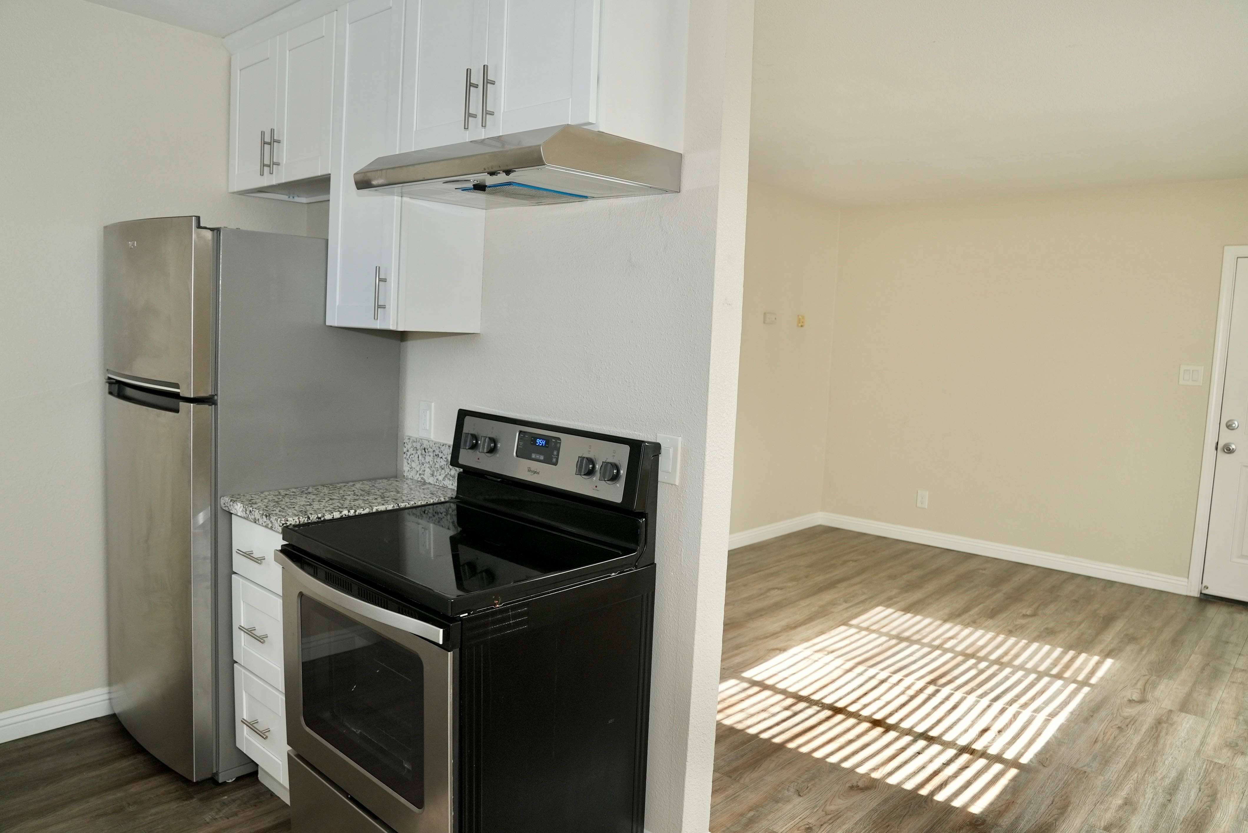 1817 W Street – photo 1
