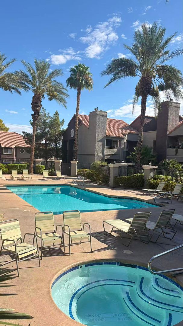 A Must See!! – photo 1