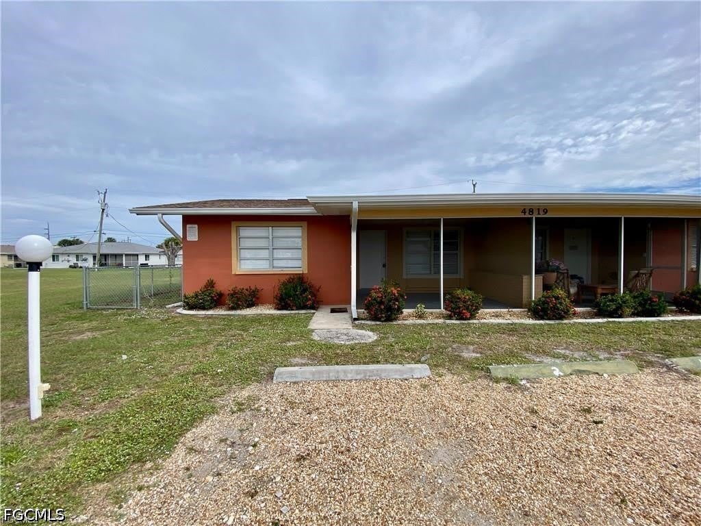 4819 Marine Drive – photo 1