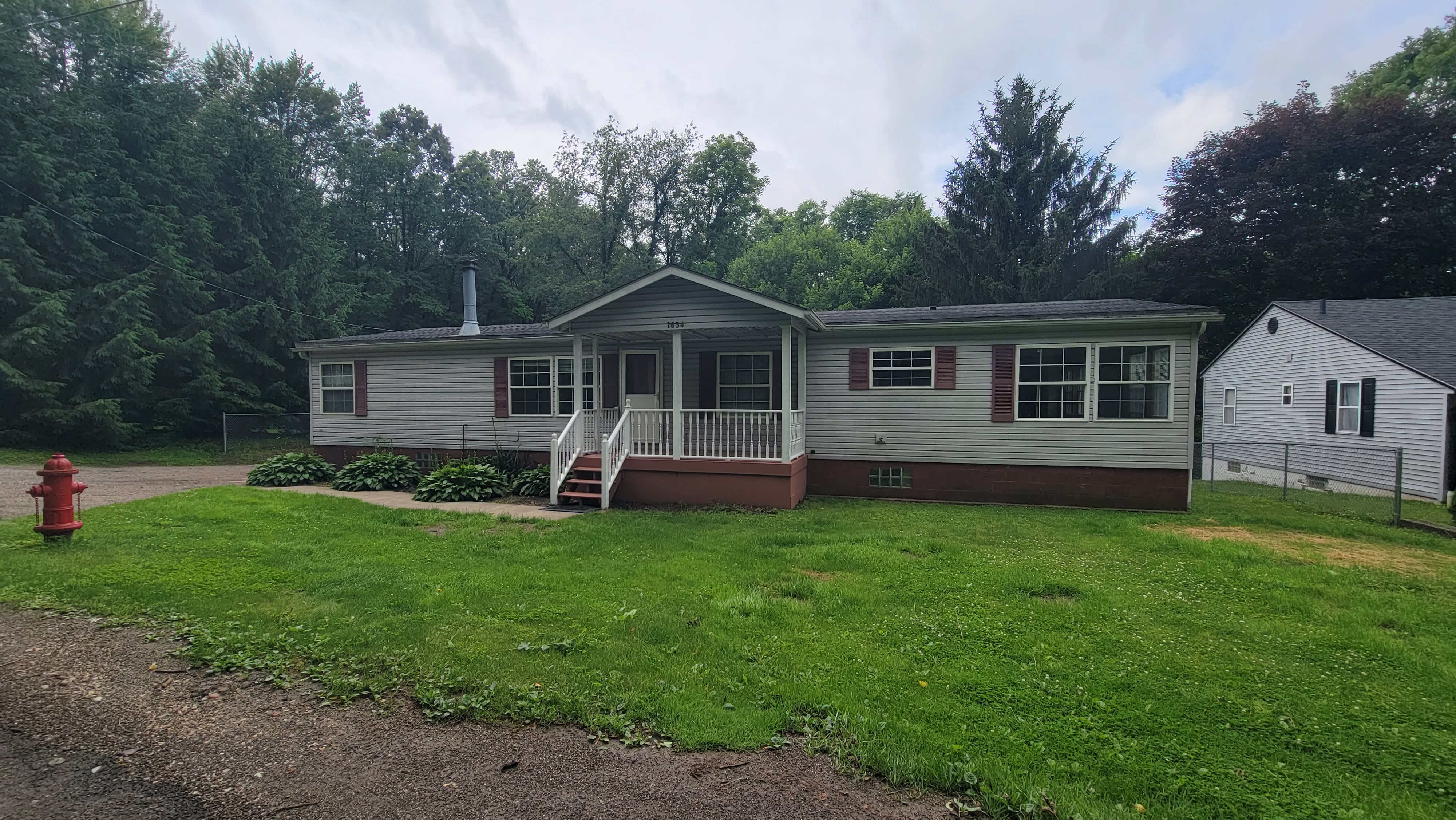 1634 Hilda St – photo 1 of 16